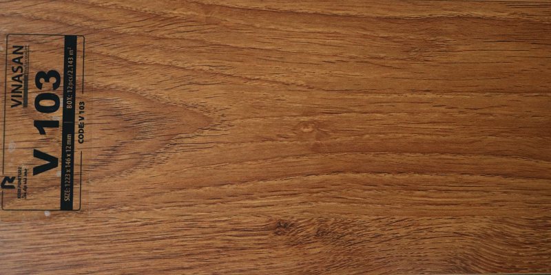 sàn gỗ màu gỗ hương lào