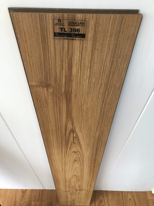 sàn gỗ vinasan TL396-8