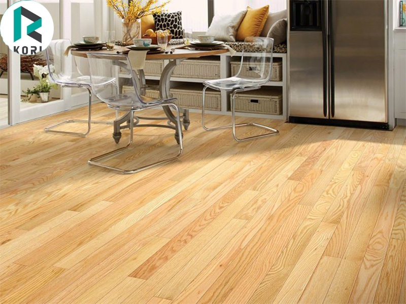 Sàn gỗ Hornitex 448 tạo vẻ đẹp không gian.