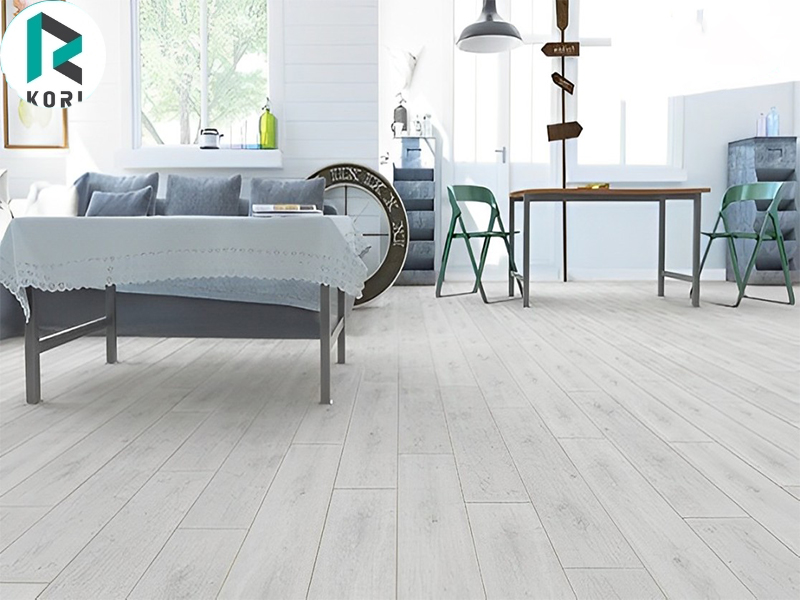 Sàn gỗ Binyl BT1532 với phong cách thiết kế không gian mở.